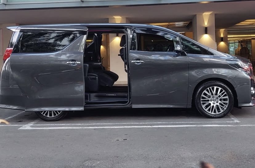 EXECUTIVE MPV5 (4)
